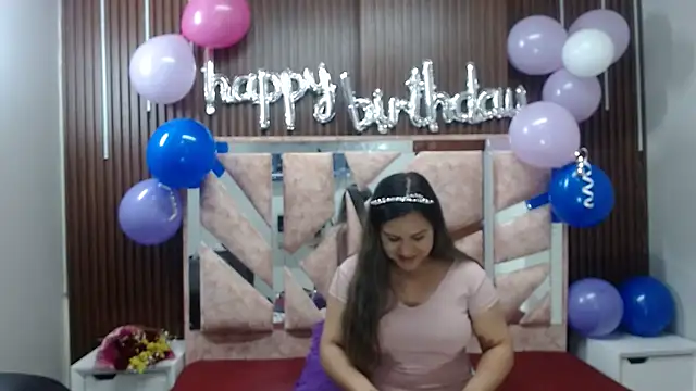 stephanieross202cl online show from October 24, 2025, 5:04 am