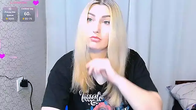 JaneLaJewel online show from November 13, 2025, 7:24 pm