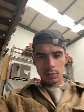 Snapshot of RicarBer chatting on February 9, 2026, 1:26 pm RicarBer online show from February 9, 2026, 1:26 pm