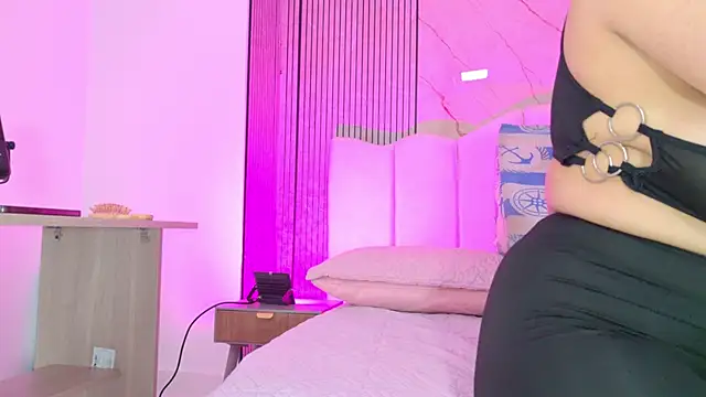 Snapshot of Sofia_martiin chatting on February 26, 2026, 3:05 am Sofia martiin online show from February 26, 2026, 3:05 am