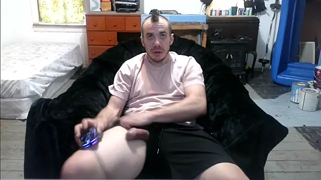 Snapshot of ScubaStevex chatting on March 8, 2025, 5:22 pm ScubaStevex online show from March 8, 2025, 5:22 pm