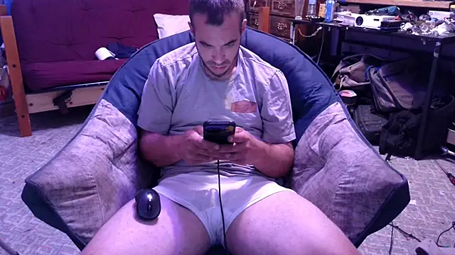 Snapshot of ScubaStevex chatting on September 19, 2025, 7:32 am ScubaStevex online show from September 19, 2025, 7:32 am