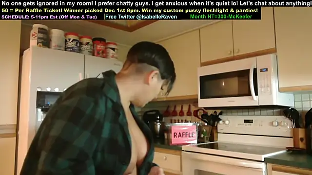 Snapshot of IsabelleRaven chatting on November 8, 2025, 11:36 pm IsabelleRaven online show from November 8, 2025, 11:36 pm