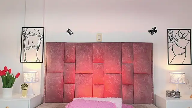 Snapshot of NicolMiller4 chatting on February 12, 2026, 2:17 am NicolMiller4 online show from February 12, 2026, 2:17 am