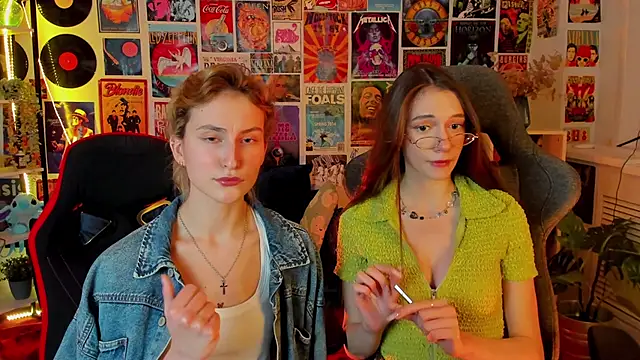 AveAngela online show from January 10, 2025, 11:18 pm