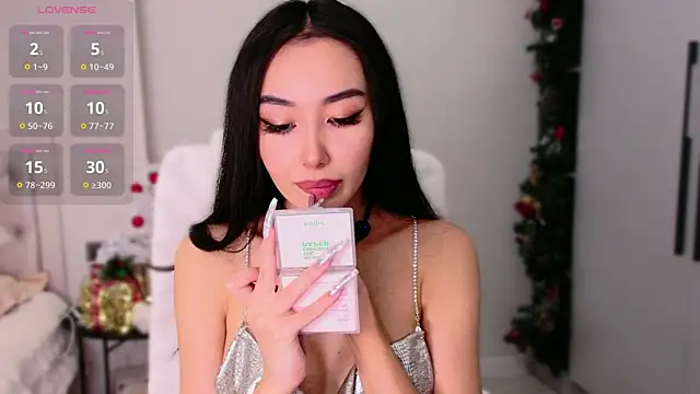 Snapshot of saranmia chatting on December 29, 2024, 9:17 am saranmia online show from December 29, 2024, 9:17 am