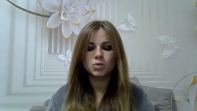 Snapshot of TinaFun4u chatting on November 14, 2025, 8:18 pm TinaFun4u online show from November 14, 2025, 8:18 pm