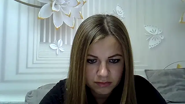 Snapshot of TinaFun4u chatting on November 18, 2025, 8:35 pm TinaFun4u online show from November 18, 2025, 8:35 pm