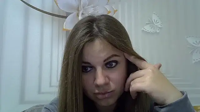 Snapshot of TinaFun4u chatting on December 19, 2025, 8:38 pm TinaFun4u online show from December 19, 2025, 8:38 pm