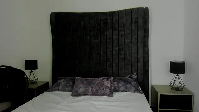 Snapshot of NataGarcia chatting on April 2, 2026, 3:09 pm NataGarcia online show from April 2, 2026, 3:09 pm