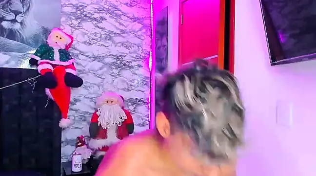 Owen Muzcle online show from December 4, 2024, 3:32 pm