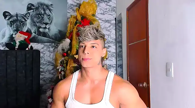 Owen Muzcle online show from December 30, 2024, 11:26 am