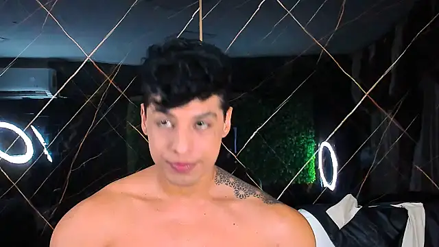 Owen Muzcle online show from January 8, 2026, 2:36 am