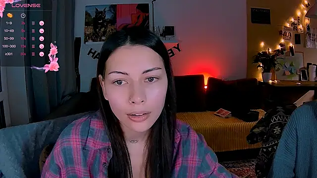 Snapshot of KatiKate chatting on November 16, 2025, 3:39 pm KatiKate online show from November 16, 2025, 3:39 pm