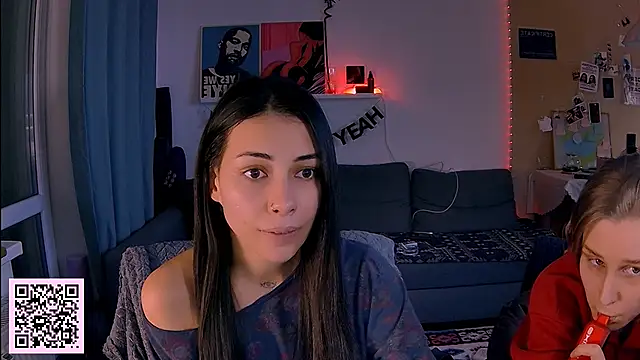 Snapshot of KatiKate chatting on February 9, 2026, 4:00 pm KatiKate online show from February 9, 2026, 4:00 pm