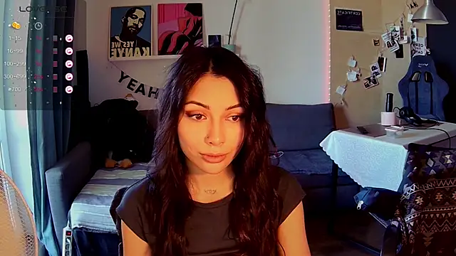 Snapshot of KatiKate chatting on April 8, 2026, 2:50 pm KatiKate online show from April 8, 2026, 2:50 pm