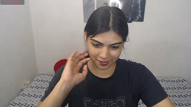 Snapshot of Pocahontas_Princess_ chatting on February 4, 2026, 6:25 pm Pocahontas Princess online show from February 4, 2026, 6:25 pm