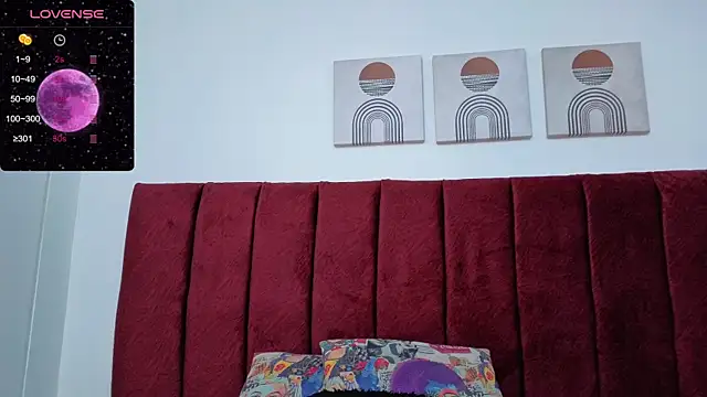 selena castillo online show from November 9, 2025, 11:52 am