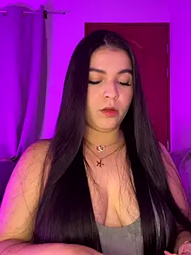 Blancanievess online show from November 17, 2025, 2:39 am