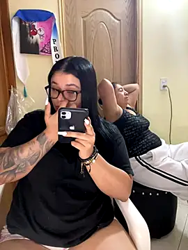 alissonfernandez  online show from November 29, 2025, 3:09 am