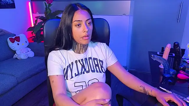 Snapshot of Lovely_celeste chatting on February 25, 2026, 3:27 am Lovely celeste online show from February 25, 2026, 3:27 am