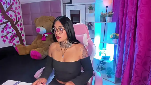 Lovely celeste online show from May 20, 2026, 2:23 pm