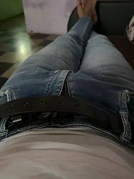 Desiboy   21 online show from February 18, 2025, 10:05 am