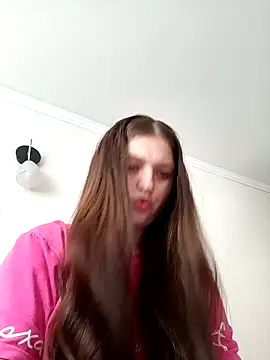 Snapshot of kila_lo chatting on December 15, 2025, 12:20 pm kila lo online show from December 15, 2025, 12:20 pm