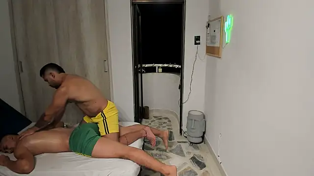 Snapshot of Travis_bakers chatting on February 6, 2026, 2:49 am Travis bakers online show from February 6, 2026, 2:49 am