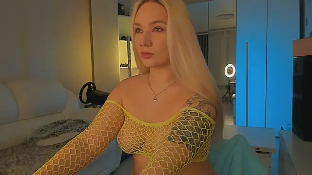 1AlexaGoddess3 online show from February 11, 2025, 2:57 am