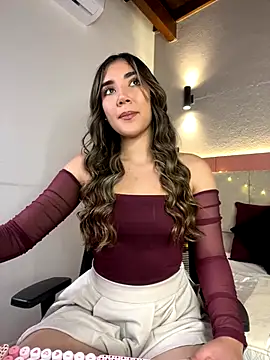 AniiRose online show from October 28, 2025, 12:14 am