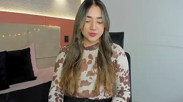 AniiRose online show from November 29, 2025, 12:46 am