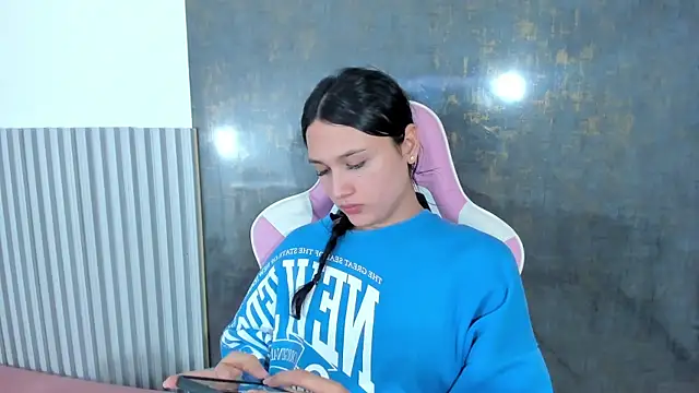 lana boomer online show from October 19, 2025, 7:58 pm