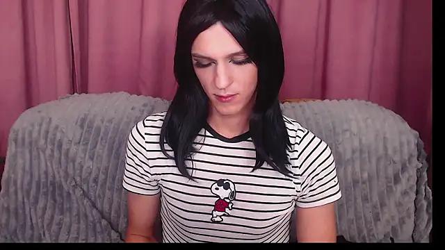  CRYSTAL tgirl online show from December 5, 2024, 12:11 pm