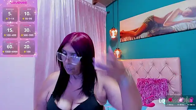 renata milf  online show from March 6, 2026, 12:12 pm