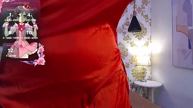 Snapshot of Theia_moon chatting on December 24, 2024, 6:17 pm Theia moon online show from December 24, 2024, 6:17 pm