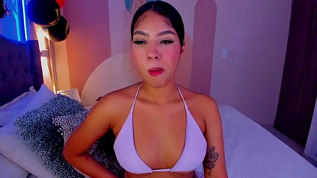 MadyLust online show from October 31, 2025, 5:52 am