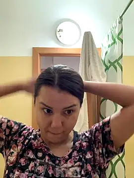 MiraMiss online show from November 13, 2025, 6:56 am