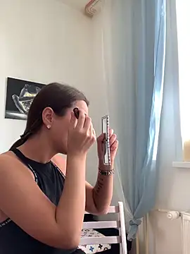 MiraMiss online show from March 22, 2026, 6:39 am