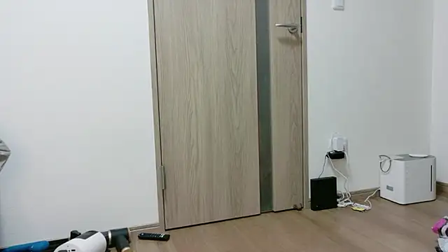 rei 0180 online show from November 4, 2025, 6:18 pm