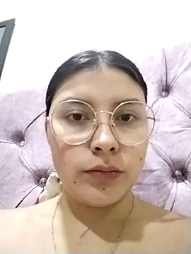 Noellesable online show from October 25, 2025, 8:58 pm