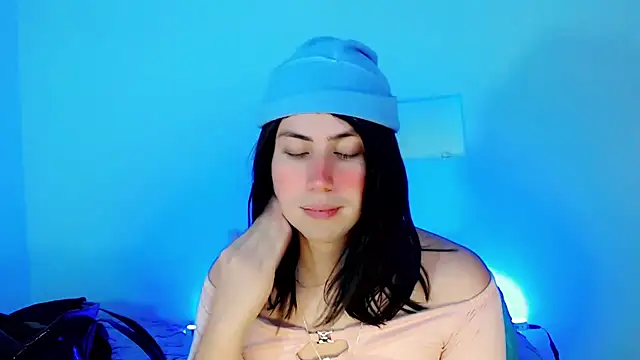 Snapshot of Oxana-Novikov chatting on November 30, 2025, 8:46 pm Oxana-Novikov online show from November 30, 2025, 8:46 pm