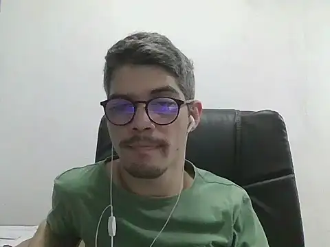 Snapshot of DiGabriel chatting on September 11, 2025, 4:23 am DiGabriel online show from September 11, 2025, 4:23 am