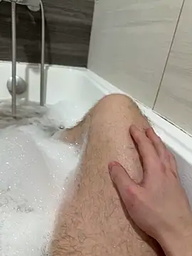 Snapshot of Mrbiceps23 chatting on February 26, 2026, 4:17 pm Mrbiceps23 online show from February 26, 2026, 4:17 pm