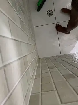 Snapshot of rodrigo21Cm_ chatting on December 21, 2024, 1:15 am rodrigo21Cm online show from December 21, 2024, 1:15 am