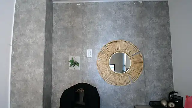 Tiffanny online show from January 16, 2025, 6:48 pm