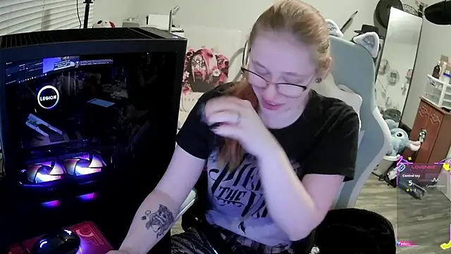 LilyFoxxx online show from November 29, 2025, 6:16 am