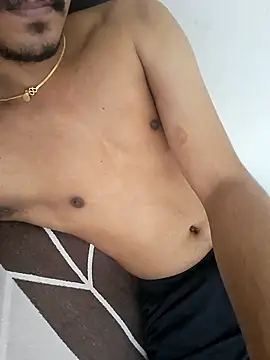 Snapshot of shan__22 chatting on December 10, 2024, 2:16 am shan 22 online show from December 10, 2024, 2:16 am