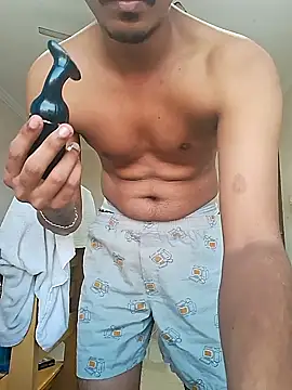 Snapshot of shan__22 chatting on January 13, 2025, 2:39 am shan 22 online show from January 13, 2025, 2:39 am