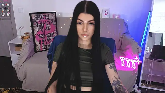 Tiffany lab online show from November 5, 2025, 1:22 pm